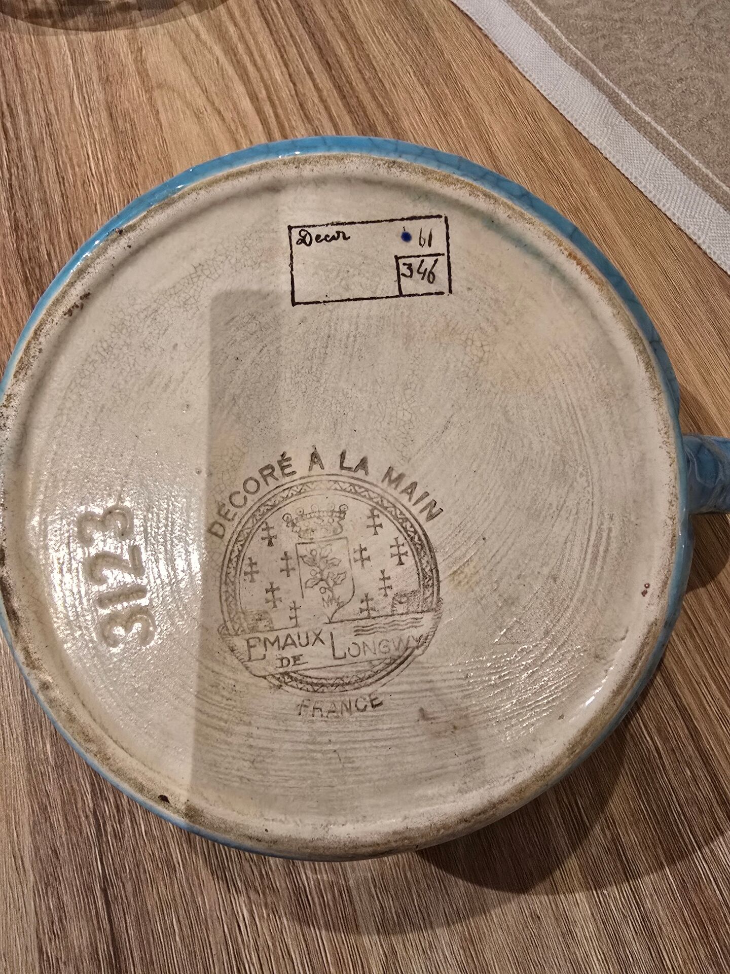 Enamel plate