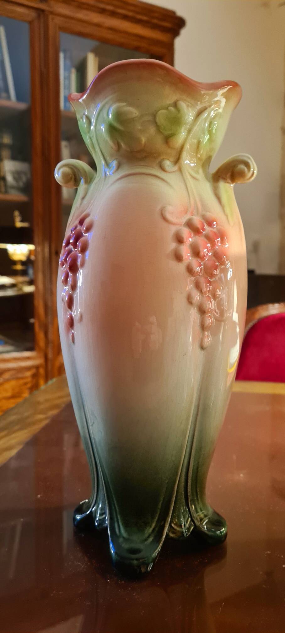 Large earthenware vase (1900) Art Nouveau De Bruyn