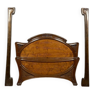 Nancy School after Louis Majorelle: center bed in burl and mahogany, Art Nouveau period