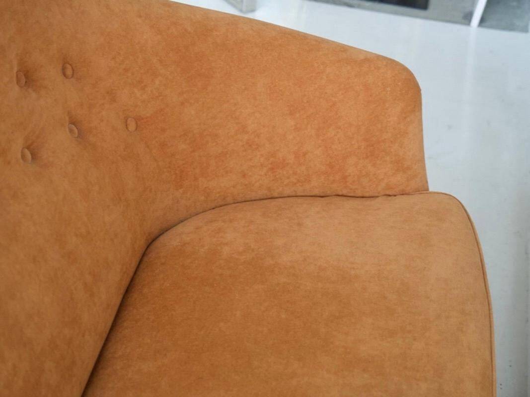 Canapé Paradise with orange fabric upholstery by Kerstin Hörlin-Holmqvist