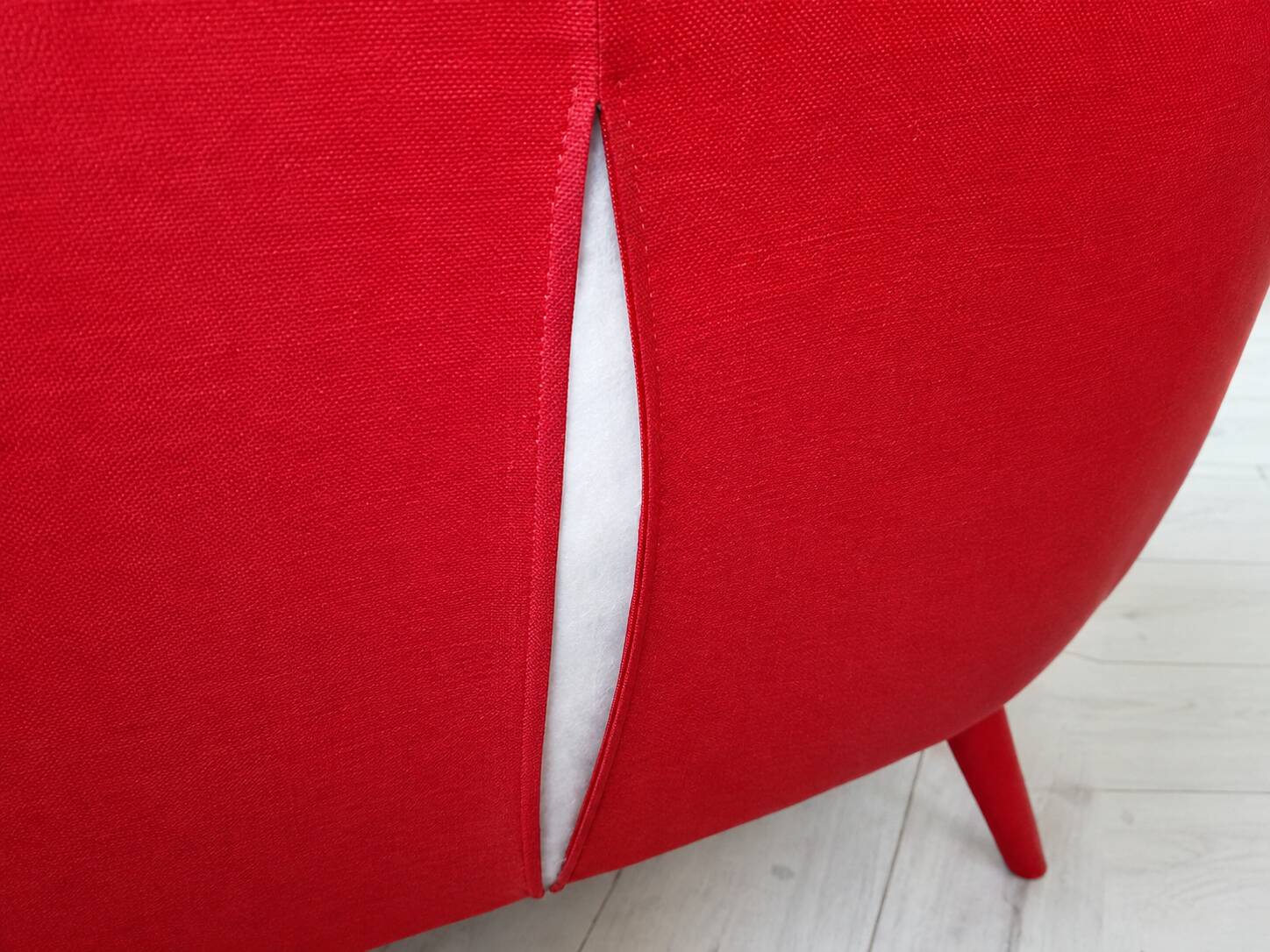 Beautiful Scandinavian sofa in good condition.