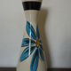 Vase West Germany à anse déco florale peinte à la main
