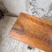 Paire de bancs noyer 1900
