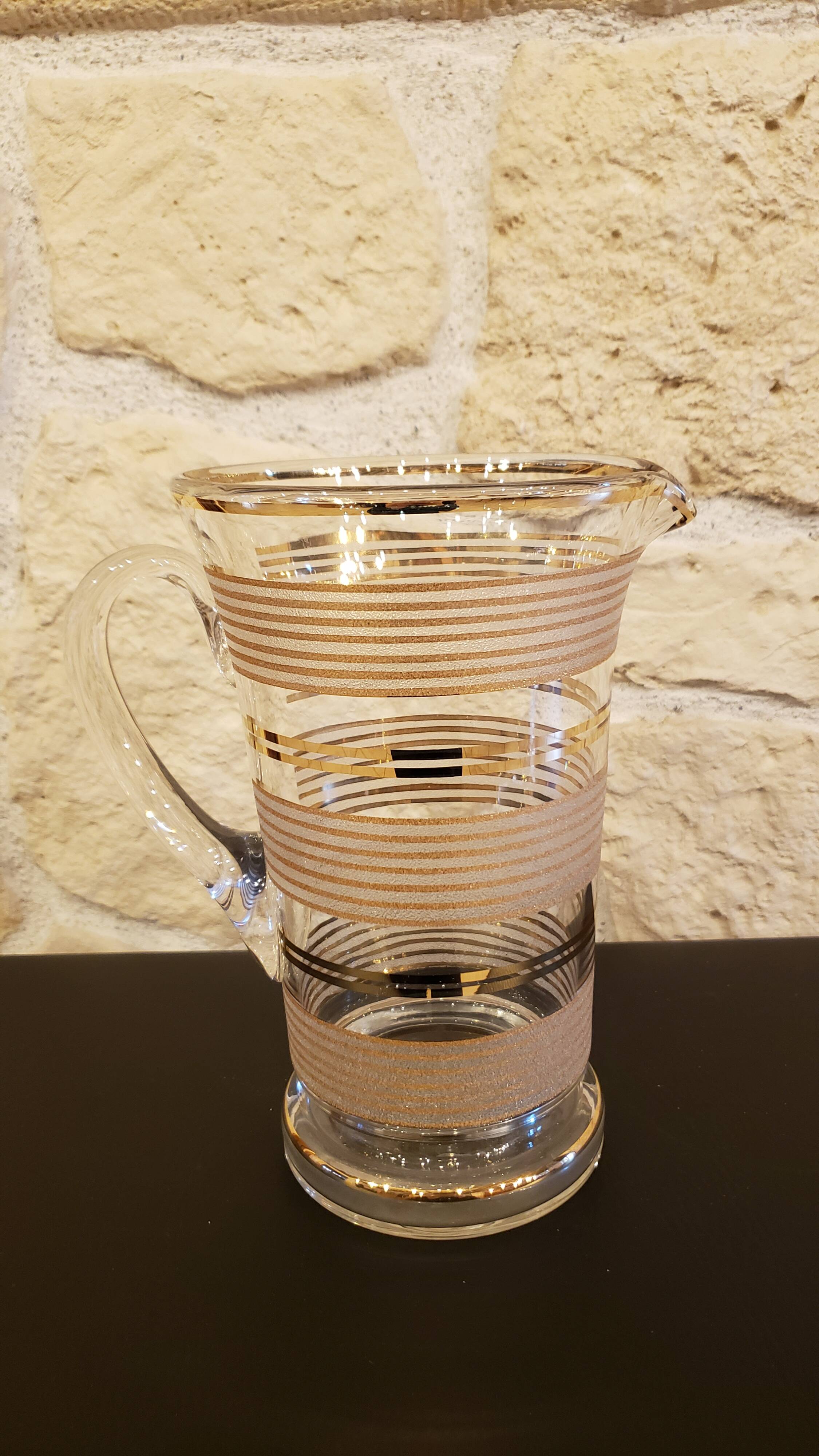 Granite glass jug with gold edging