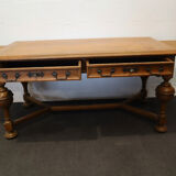 Flat oak desk Henri II style