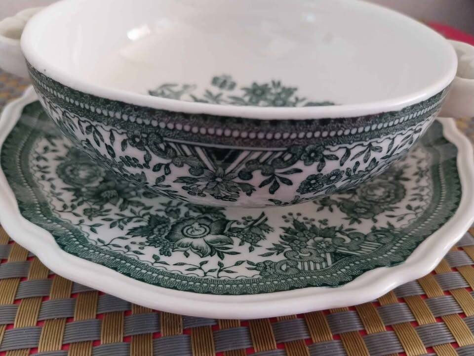 Villeroy & Boch soup bowl and saucer