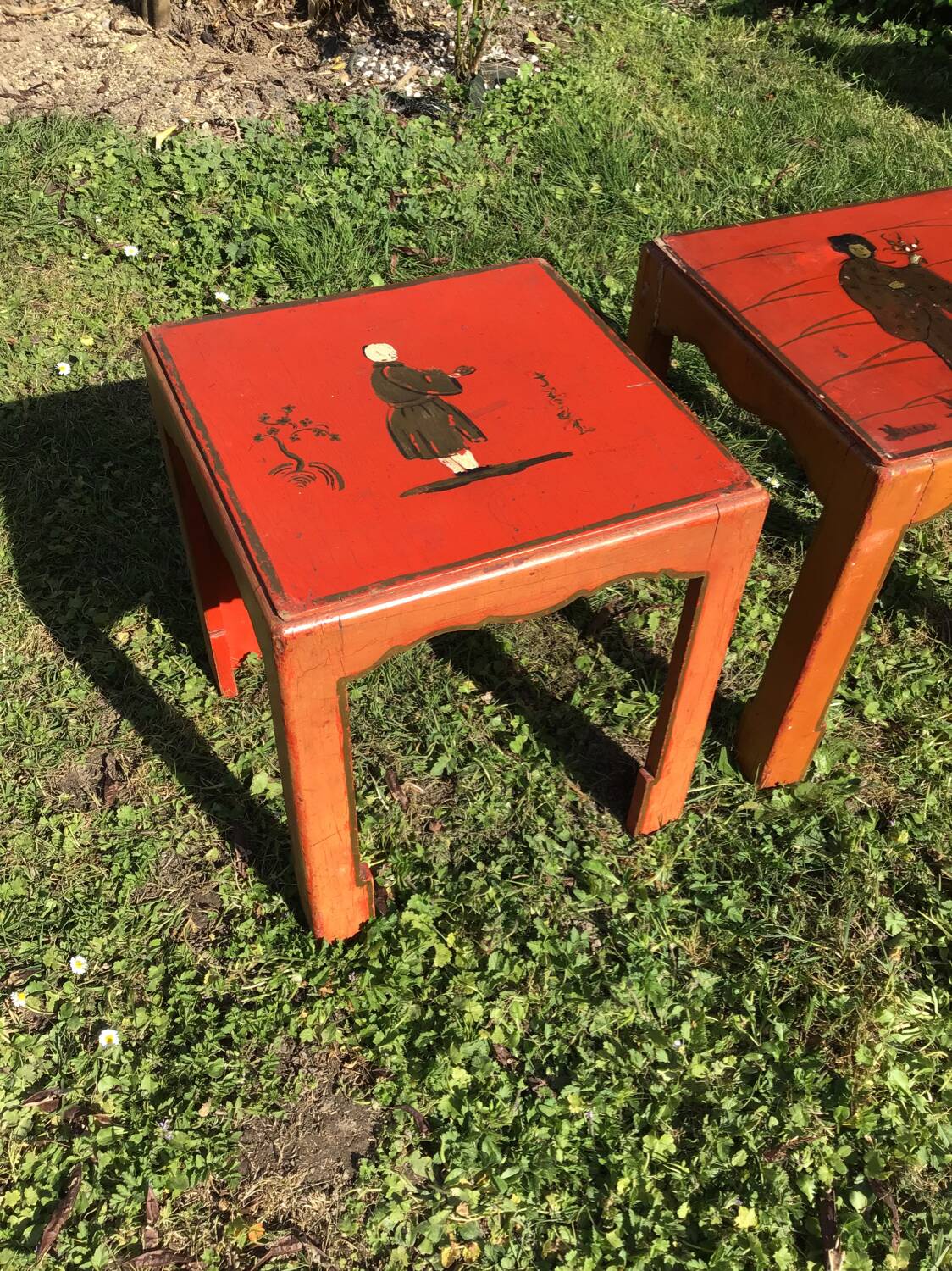 Pair of tables