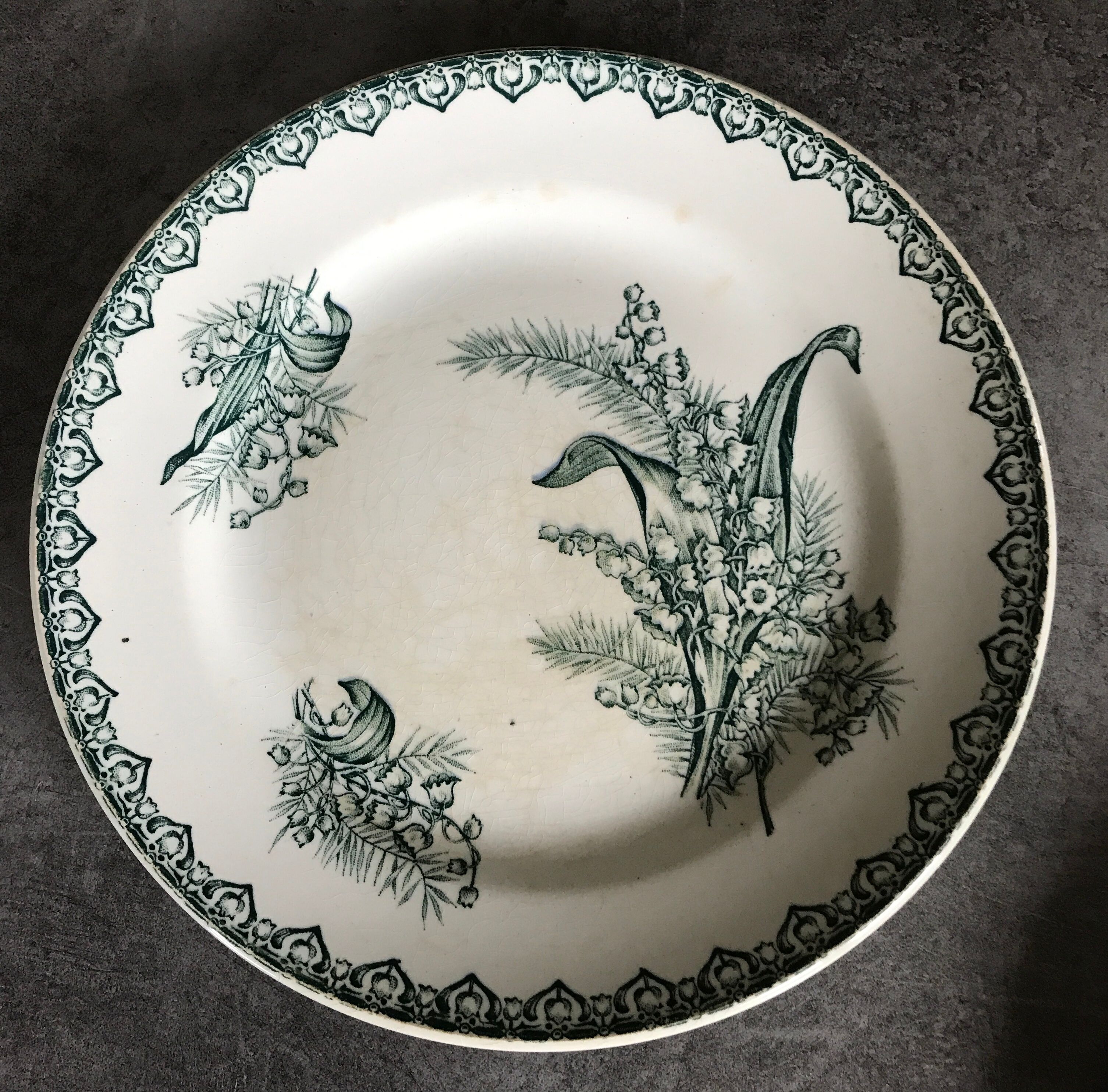 Set of 4 old plates st amandinoise st amand décor muguet