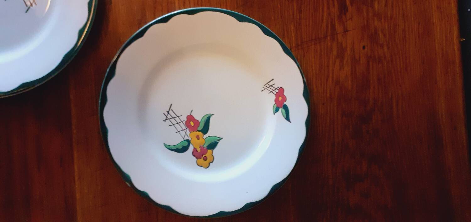 6 Charbonnier-Salins dessert plates circa 1930