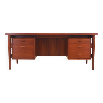Bureau danois en teck par Arne Vodder pour Sibast, années 1960