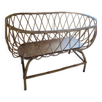 Baby rattan cradle