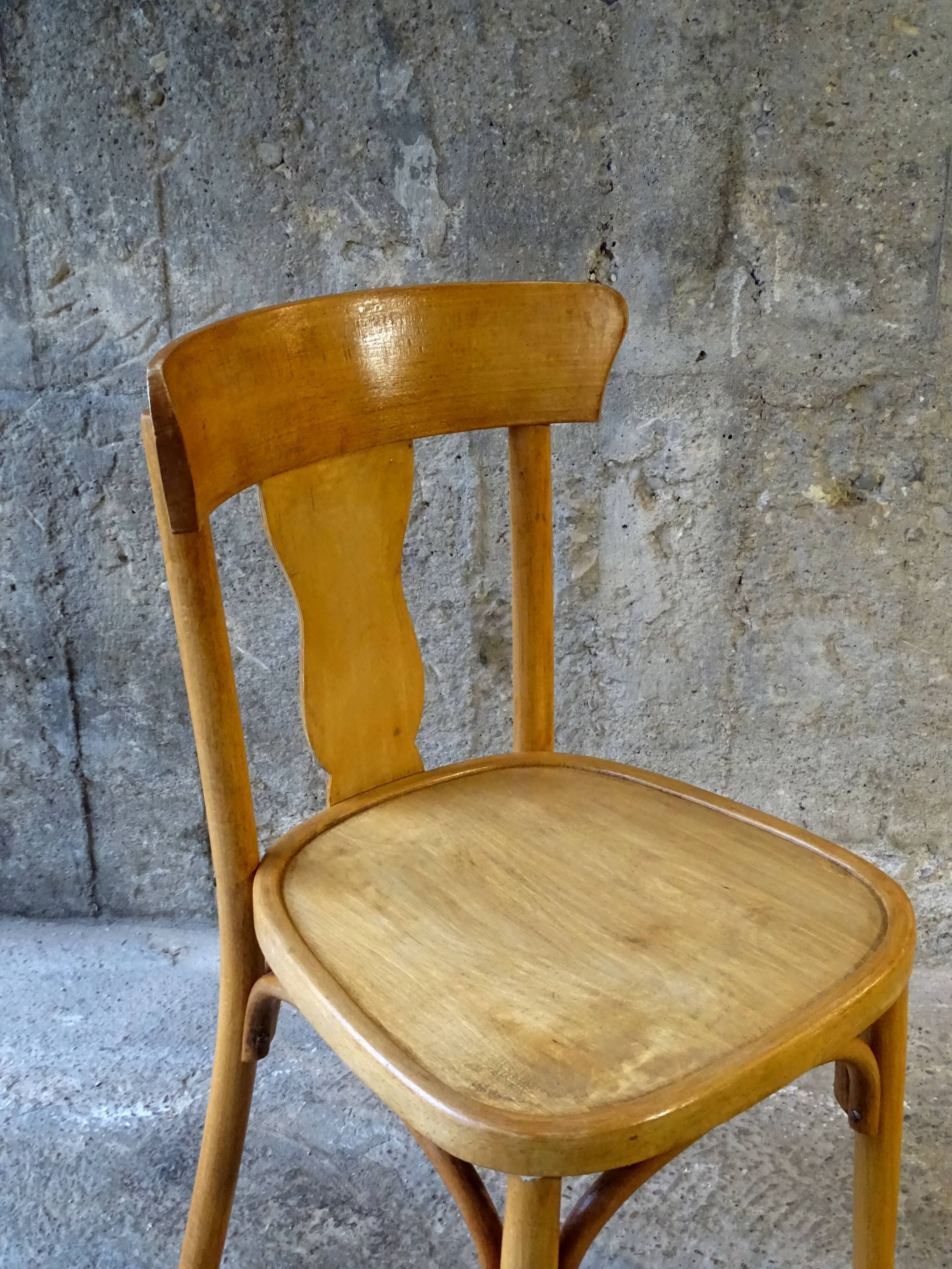 Vintage wood-curved bistro chair 1960