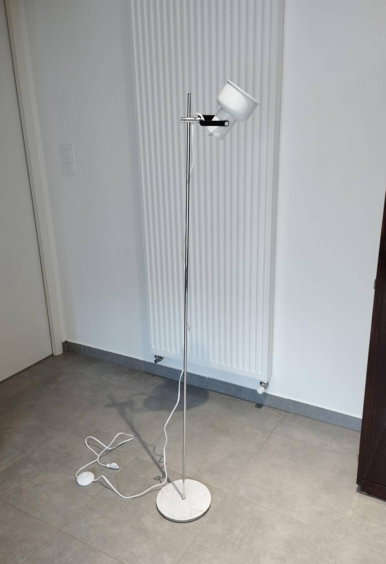 Space-Age Lamp - Scandinavian design floor lamp - adjustable vintage era