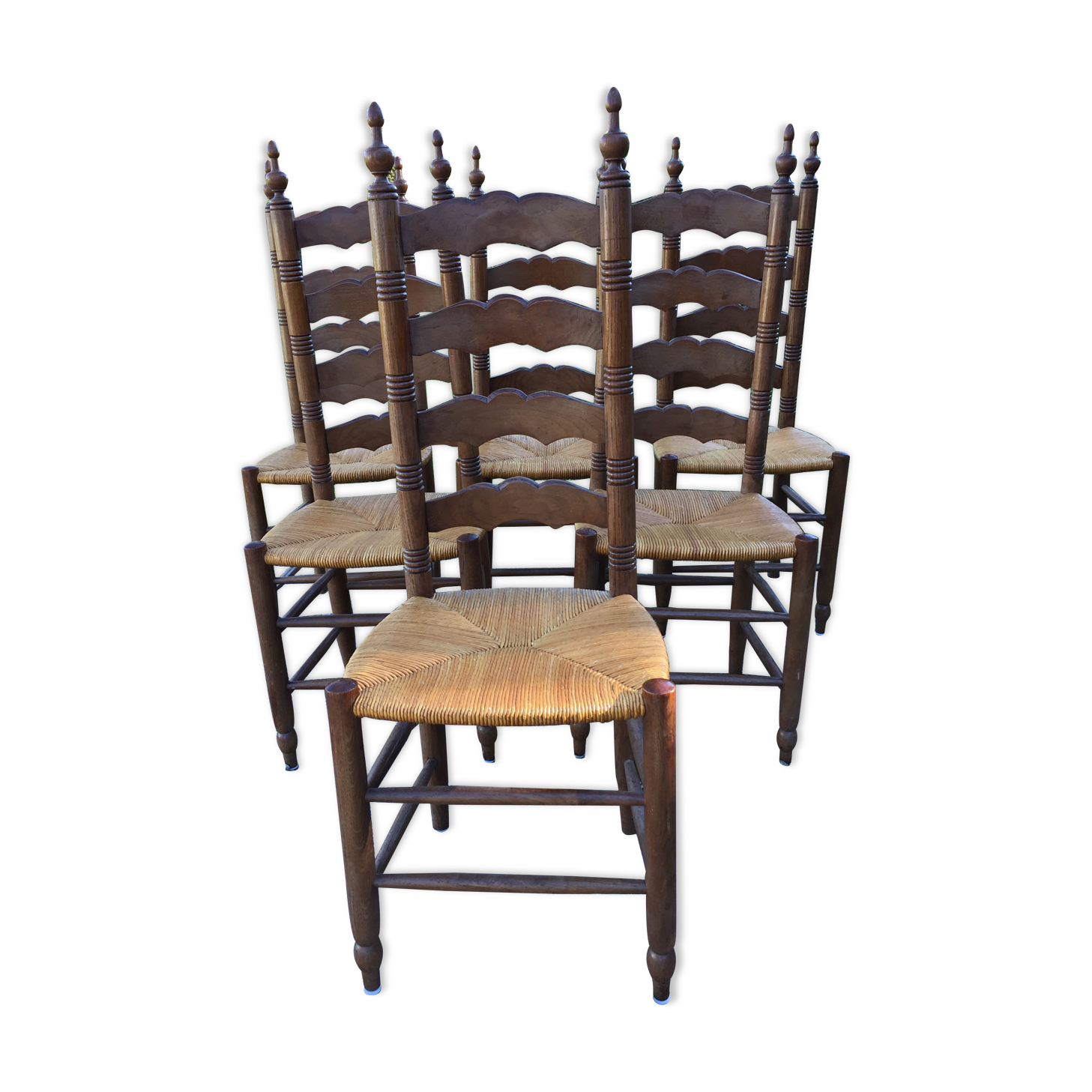 Vintage mulched chairs with high oak backrests with turned legs