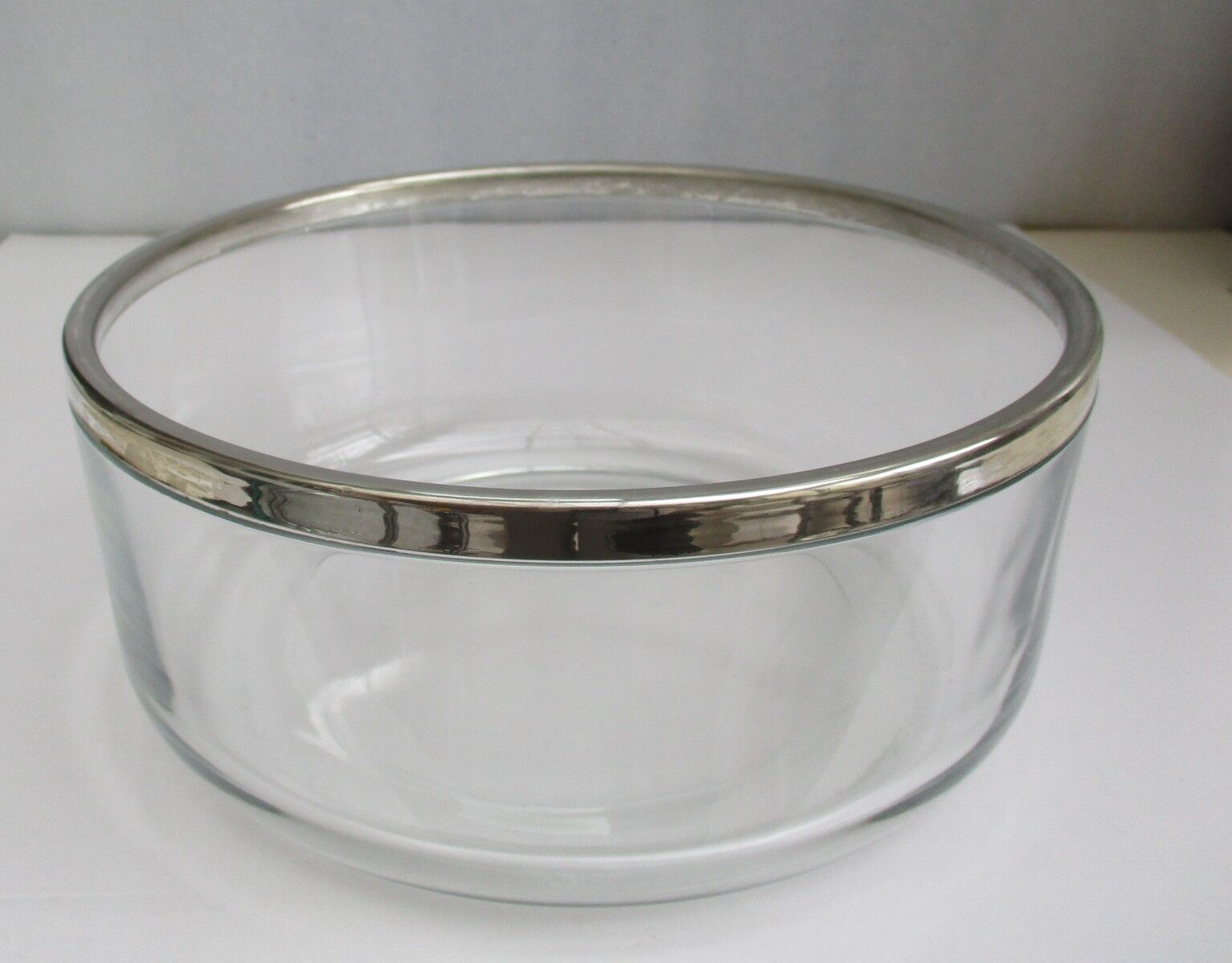 Glass bowl silver metal edge