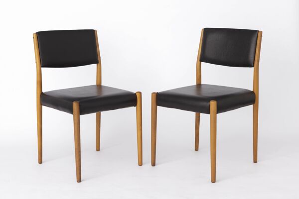 Ensemble de 2 chaises allemandes vintage, années 1960, en hêtre, revêtement en similicuir noir, style vintage