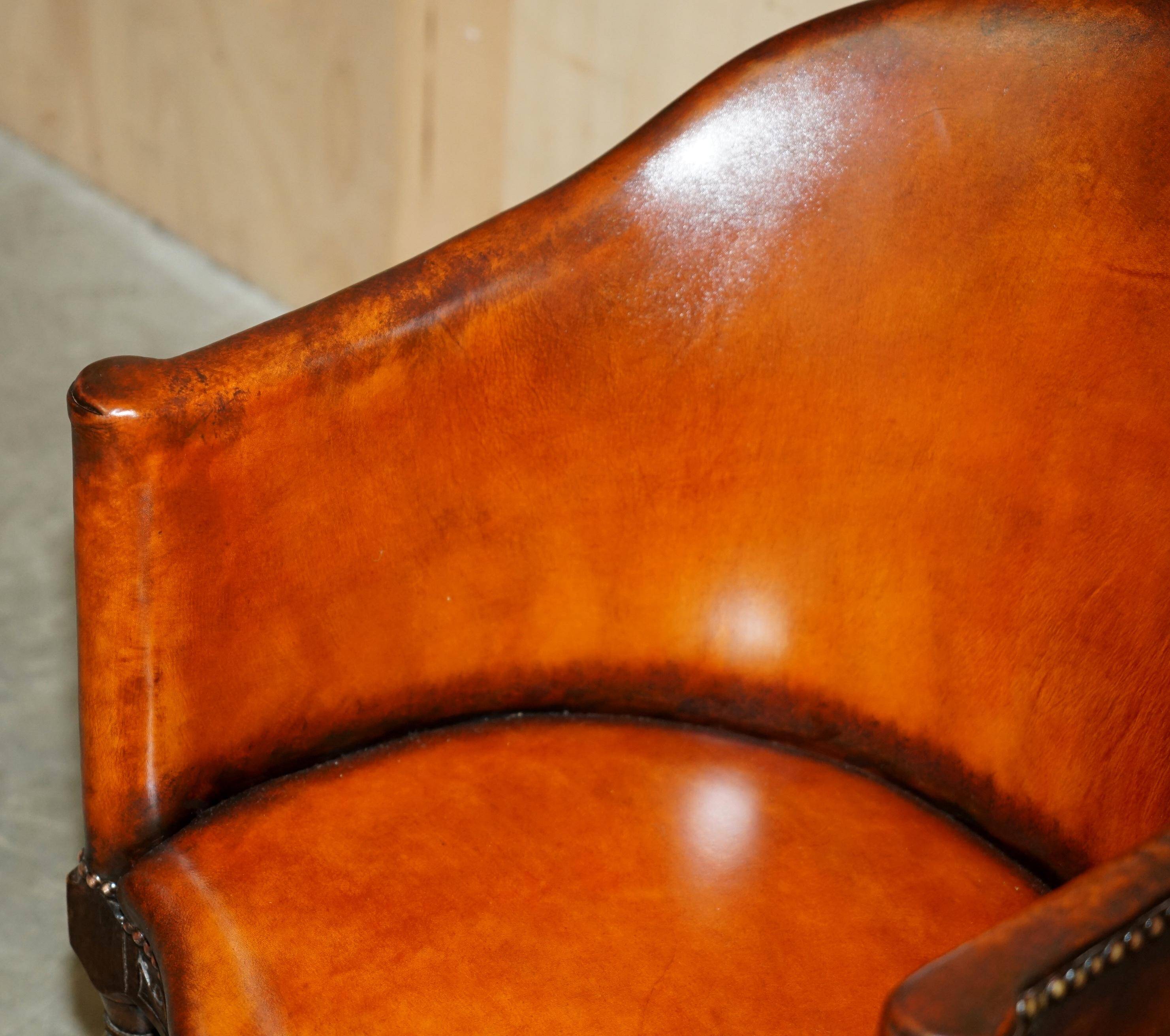 Fauteuil de bureau Édouardien 1910 en cuir et chêne sculpté
