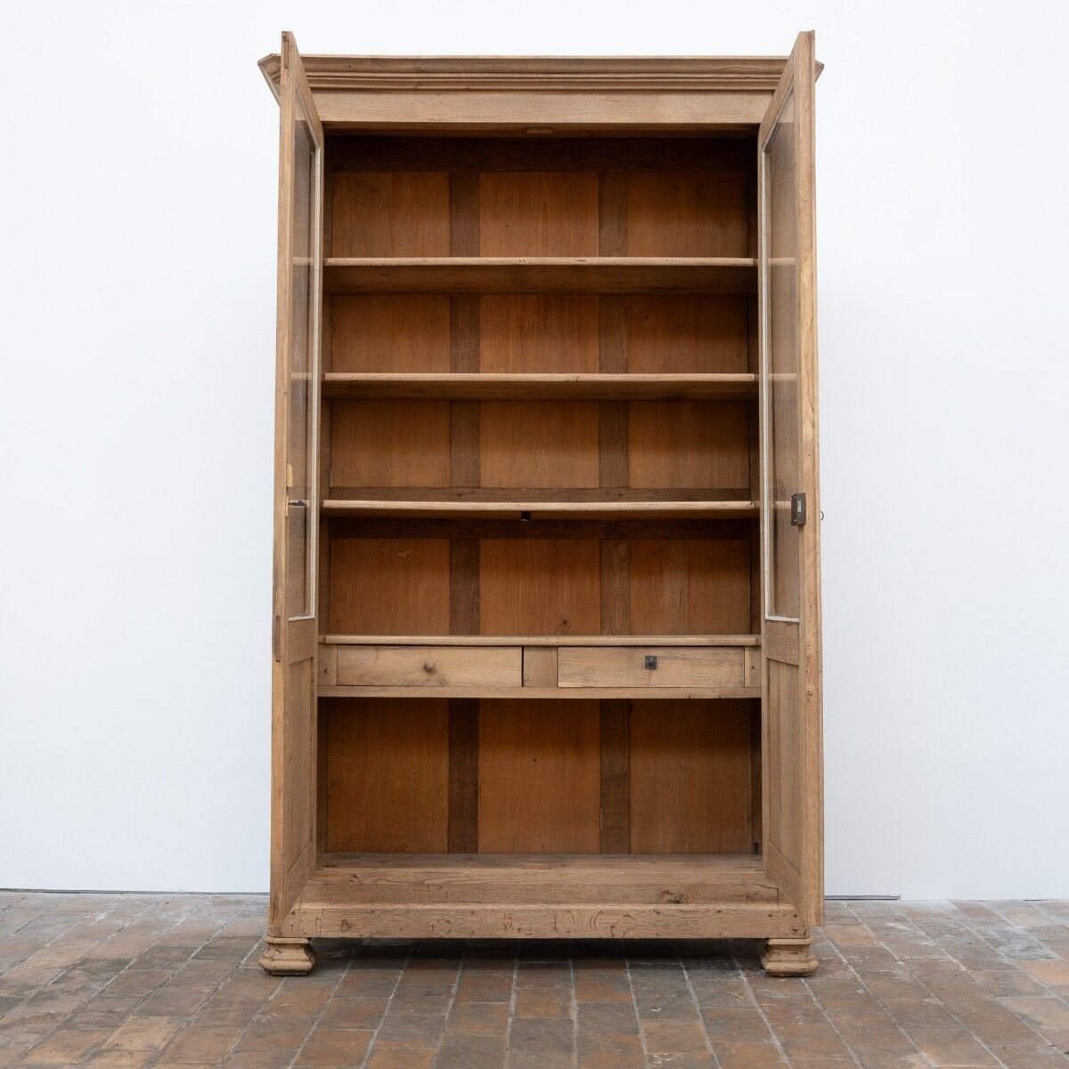 Large glass-fronted oak library – 19th century