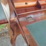 Slope office, speed bump secretary