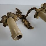 Ancienne paire d'appliques en métal doré style Louis XV - 2 lumières