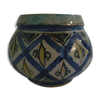 Eastern painted stoneware