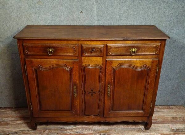Buffet bas ancien en chêne massif – Style régional / époque Louis XV - XVII