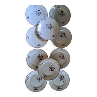 Suite de 9 assiettes plates au pochoir