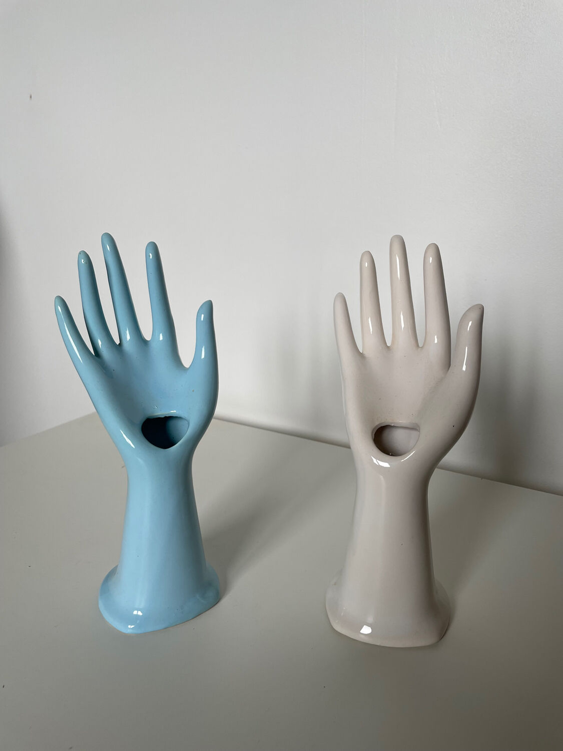 Hand Baguier or Soliflore in Porcelain