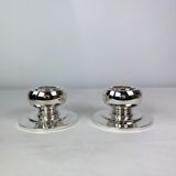 Set of two low candlesticks of 925 sterling and hallmarked silver, 1930s