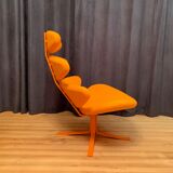 Corona Sepctrum armchair, model EJ 5-S, designed by Poul M. Volther, Erik Jørgensen, Denmark.