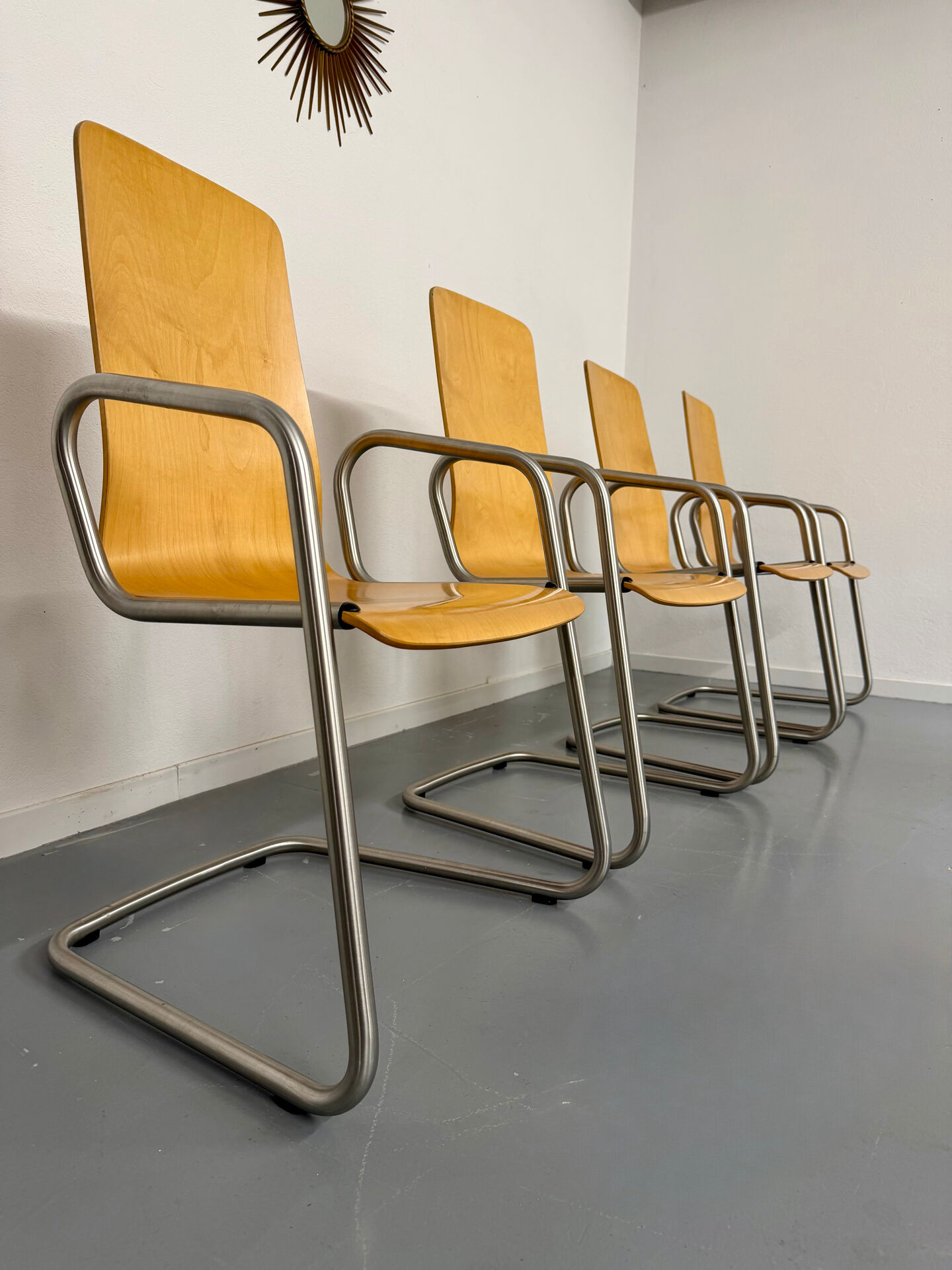 Set of 6 cantilever chairs from the Zumsteg Collection, moulded wood, 1980s.