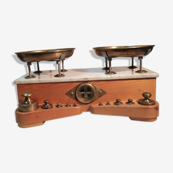 Balance de table en bois style Napoléon III