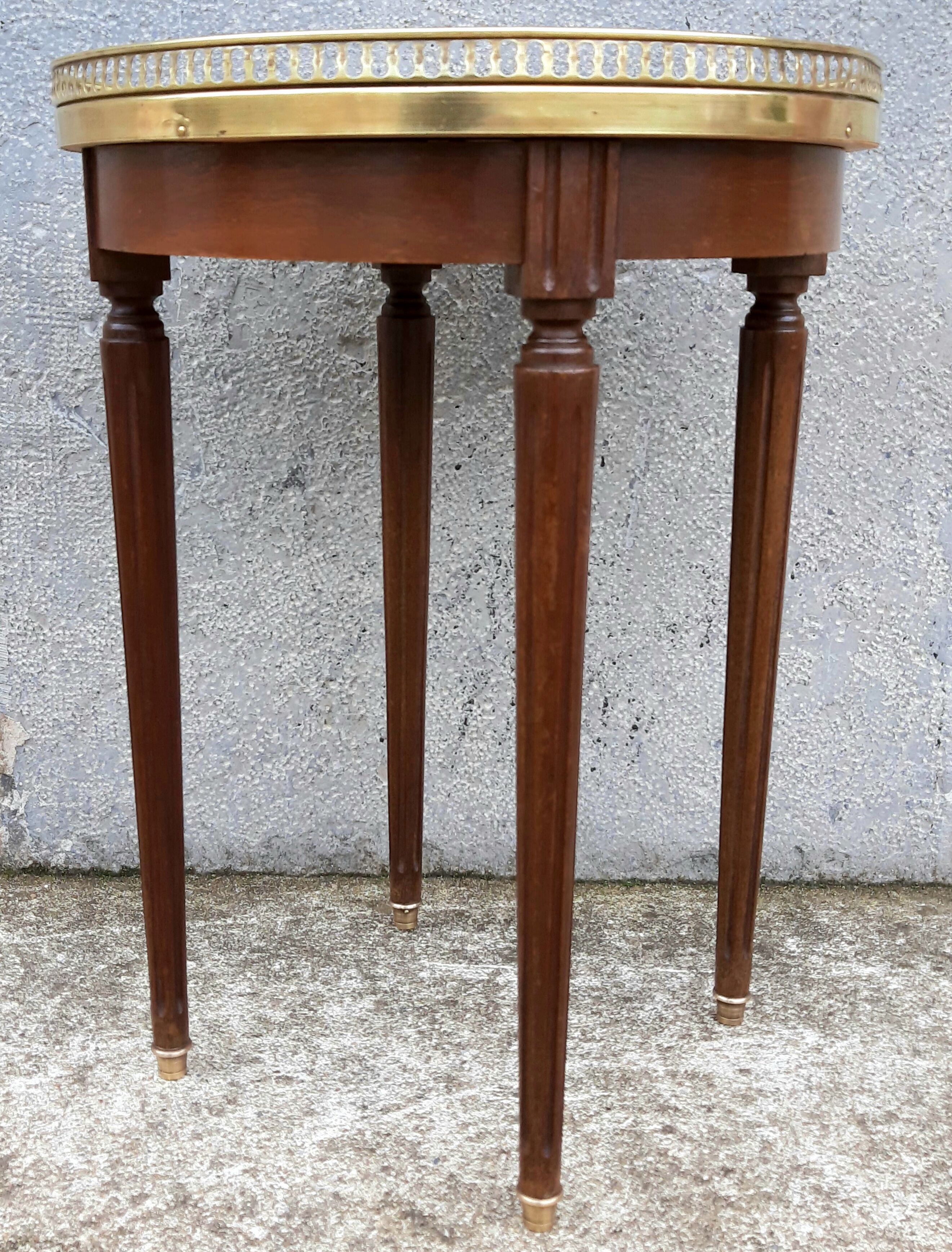 Hot water bottle table