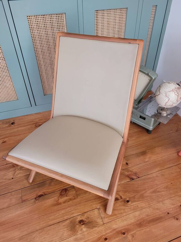 Chauffeuse scandinave