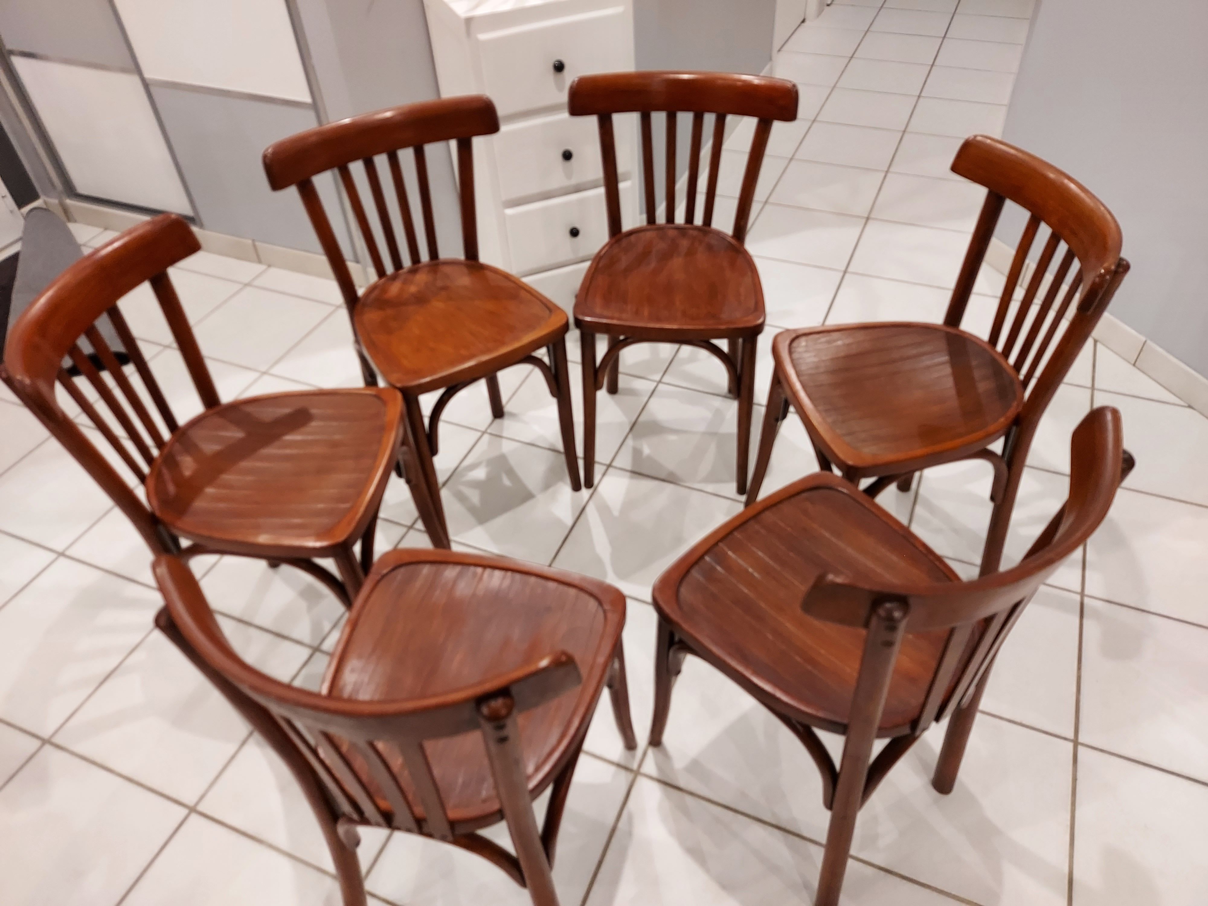 Suite de 6 chaises de Bistrot vintage années 1950