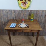 Farmhouse table