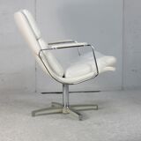 Armchair "Space Age"". Steel and imitation leather. Swivel. France, 70s