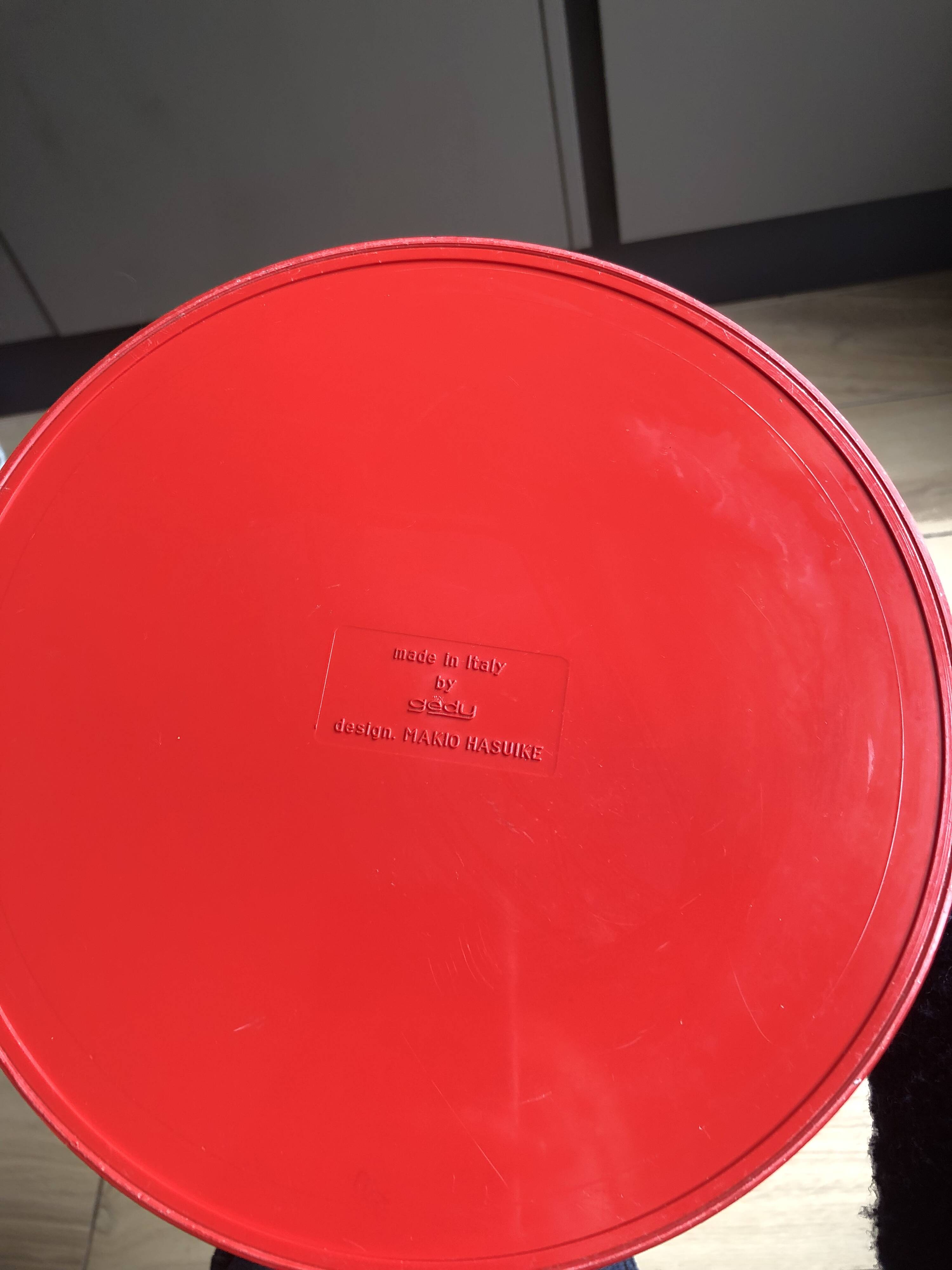 Vintage red paper bin MAKIO HASUIKE Gedy Italy