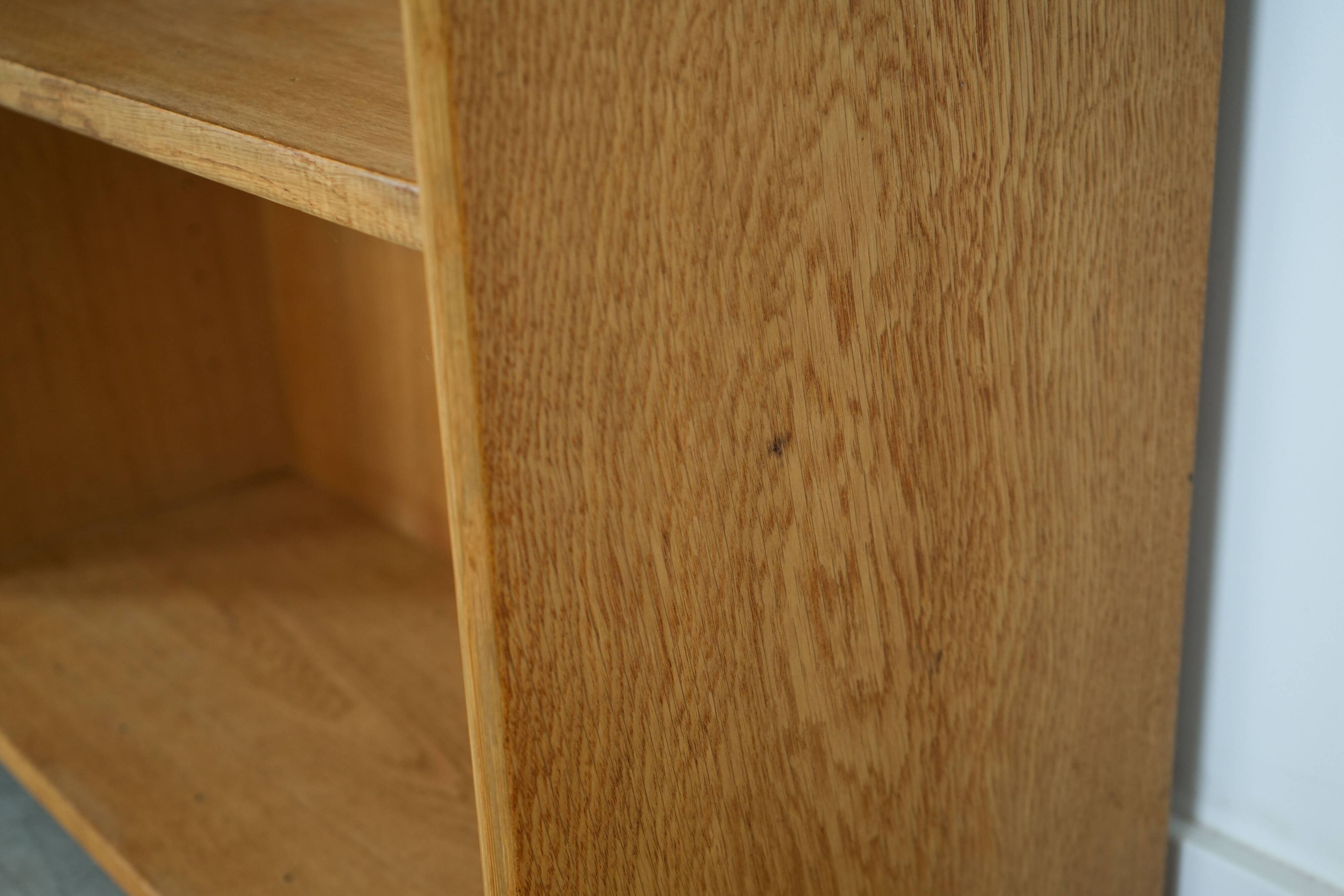 Oak bookcase, Danish design, 1970s, manufacturer: Lyby Møbler