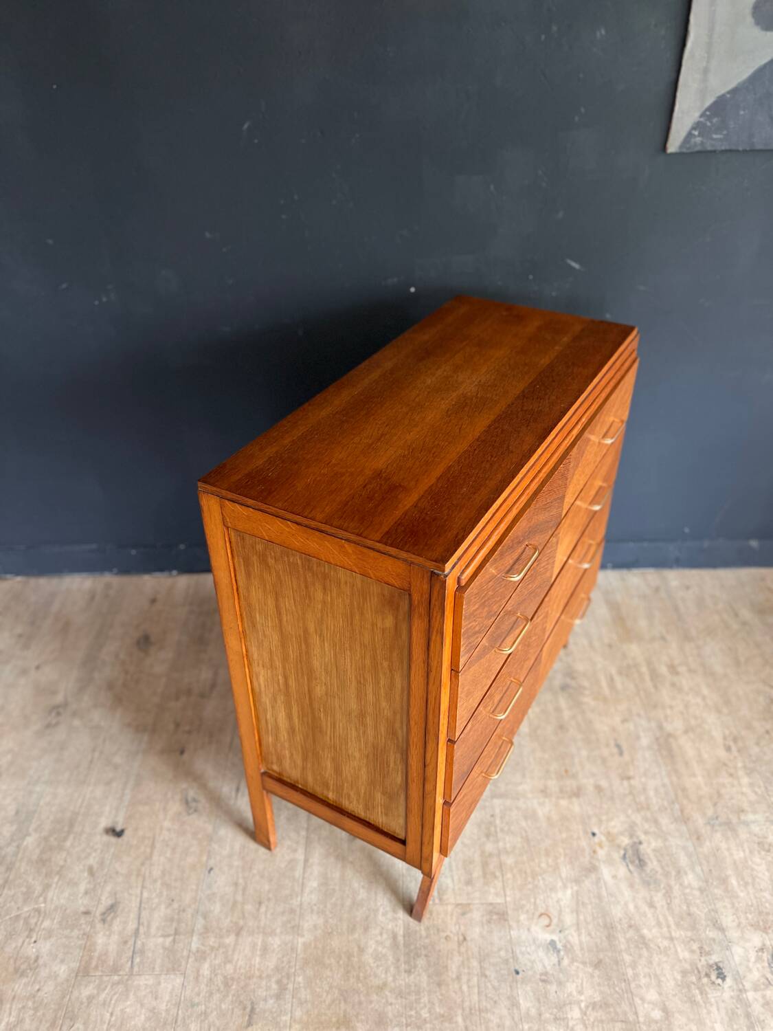 Commode vintage