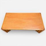 Vintage coffee table in solid elm from the 1970s.