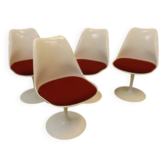 Set of 4 "Tulip" chairs Eero Saarinen