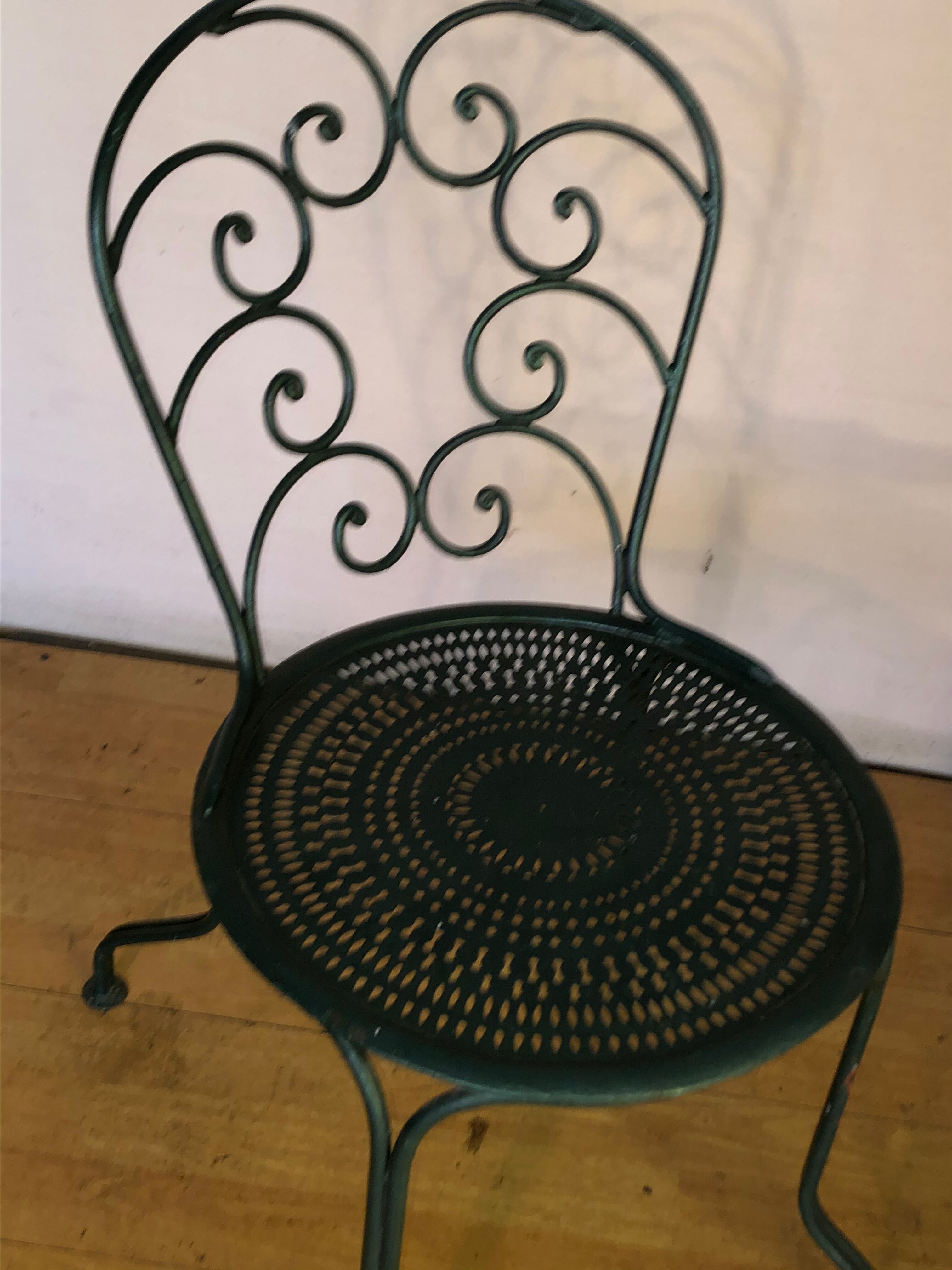 Chaise de jardin en fer forgé 1900