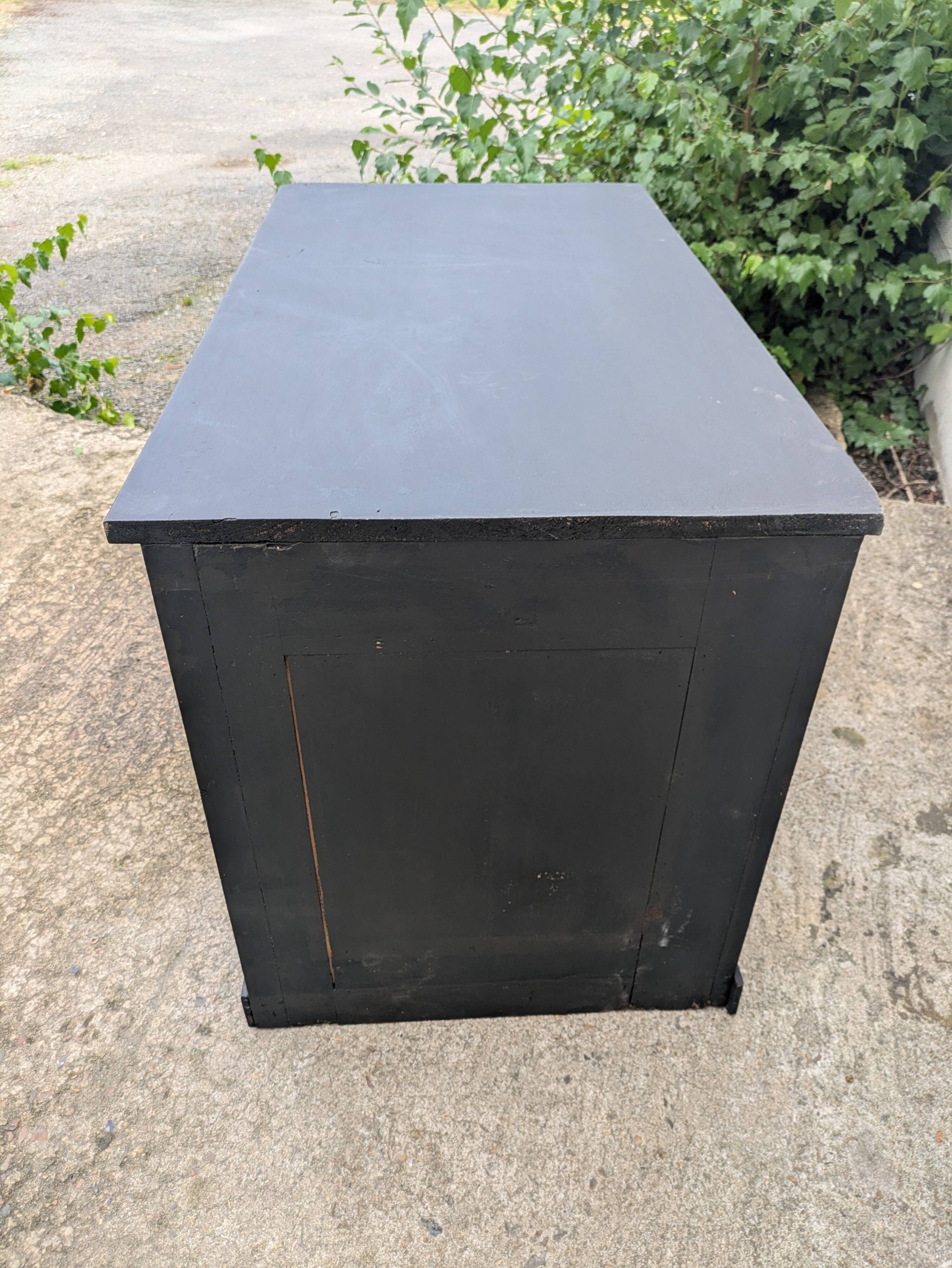 Bureau adulte ancien