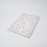 Presentation tray in recycled shells