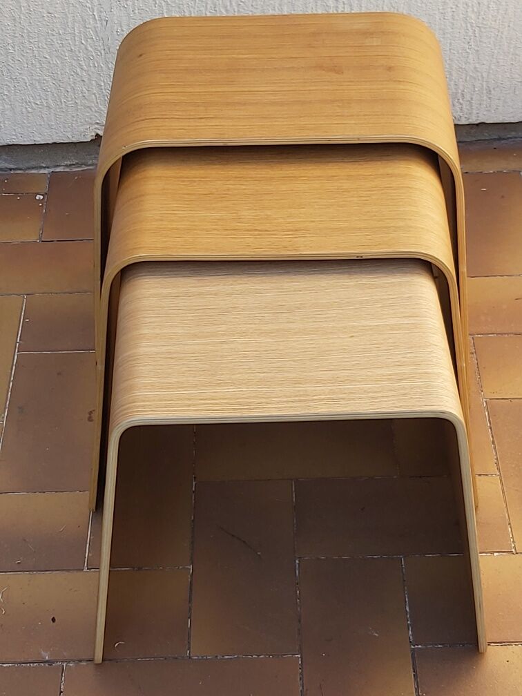 Tables giggled wood laminated glued