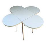 Vintage daisy table