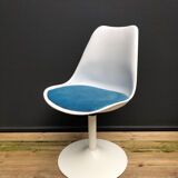 Blue tulip chair