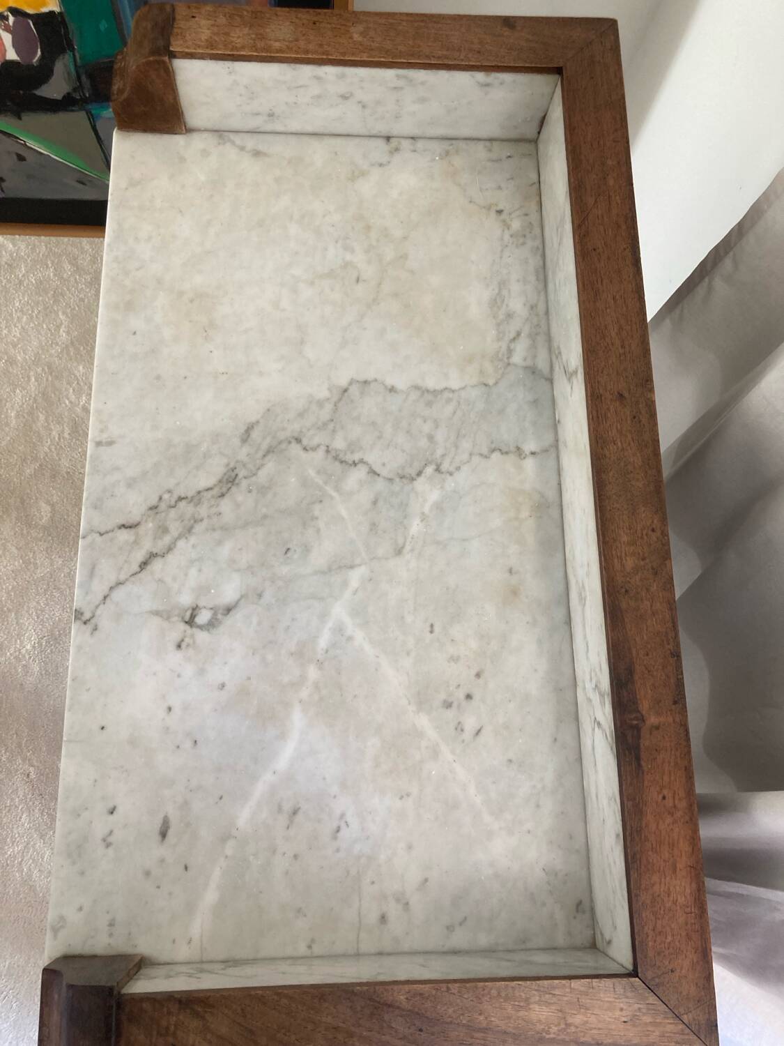 Coiffeuse en bois et marbre