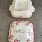 XIXth vegetable dish by Manufacture of Choisy le Roi